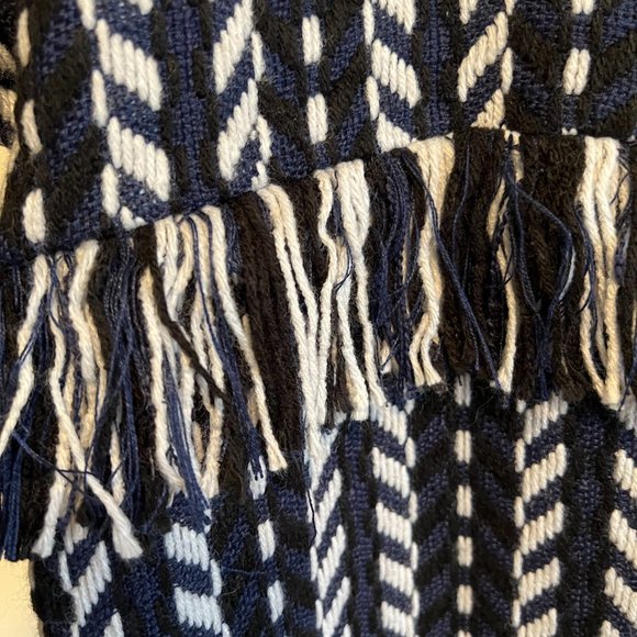 Cupcakes & Cashmere Kirsty Longline Tweed Fringe Ink Bomber Jacket XS - Picture 7 of 11